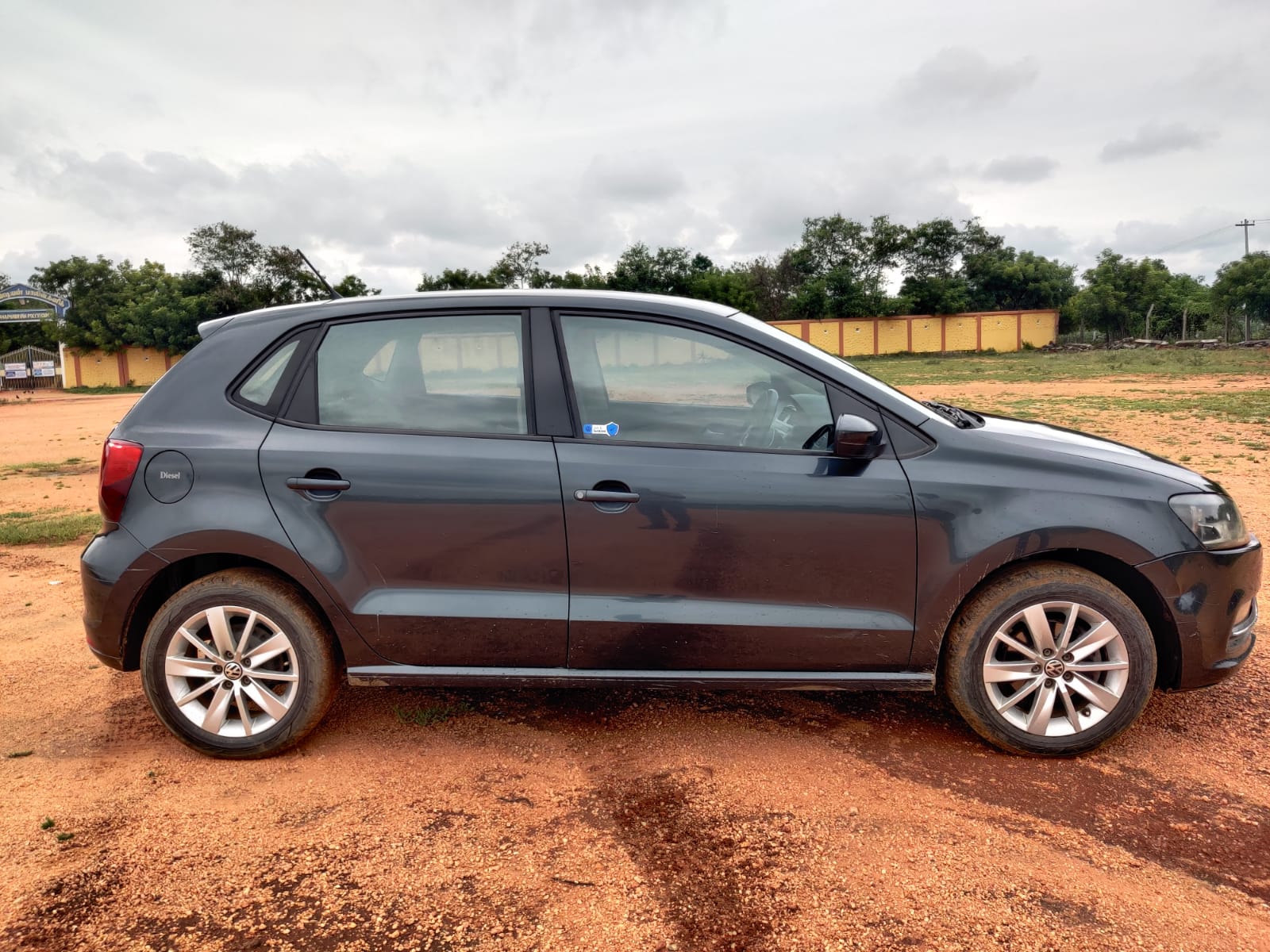 Volkswagen Polo(2010-2012) Comfortline 1.2l D